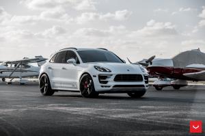 Porsche Macan GTS on Vossen Wheels (CV3R) 2018 года